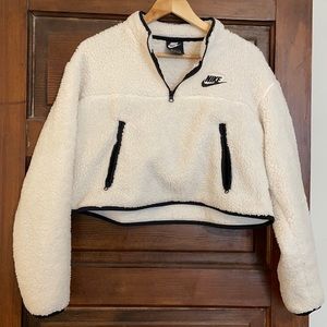 Crop Nike fleece